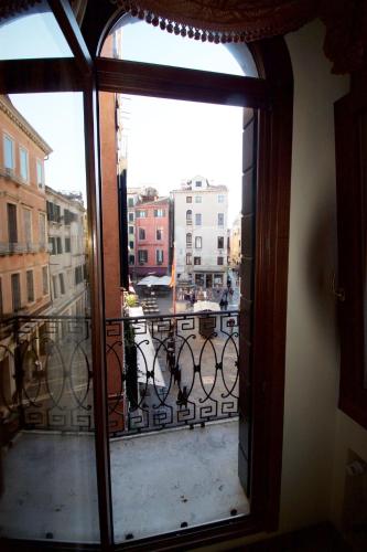 Ca' Maule - Venetian Charm in San Marco