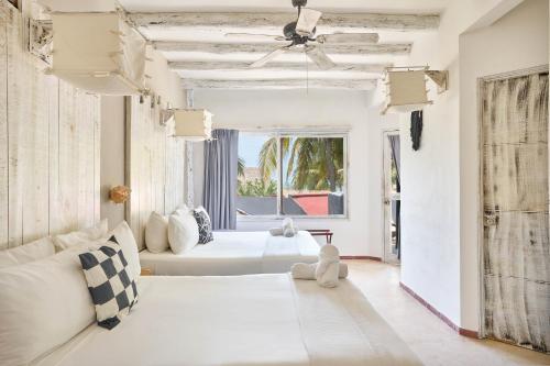 Chambre double, balcon ou terrasse