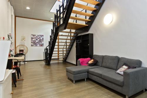 Hostelle - women only hostel Amsterdam – Amsterdam, NY