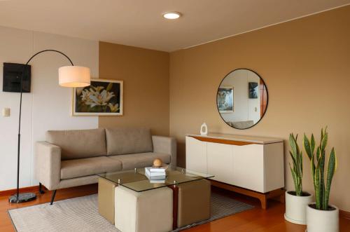 Deluxe 1BR with Terrace in Barranco