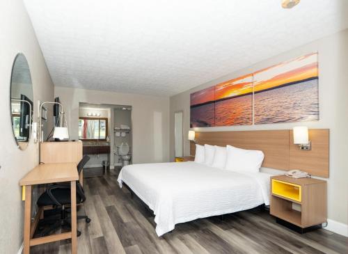 Days Inn & Suites by Wyndham Dayton North in Dayton (OH)