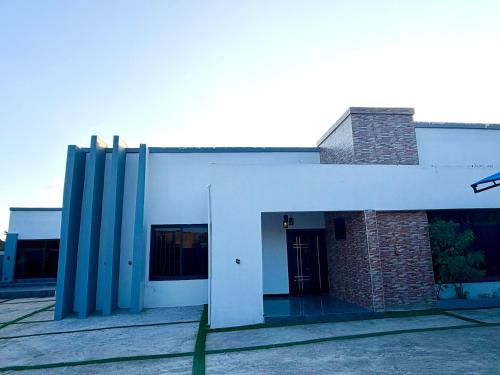 外観, Villa Rouges in ウィネバ