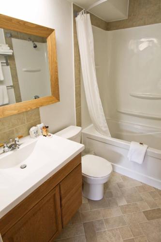 Superior Two Queen Room - Upper Level - Not Pet Friendly
