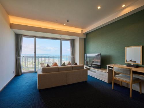 Utsikt, Wellness Resort OKINAWA The Yuinchi Hotel Nanjo in Nanjo