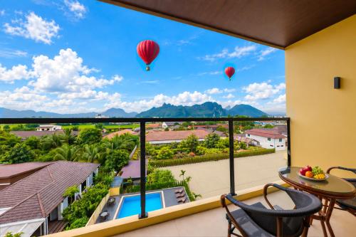 Vangvieng THAVIKUN HOTEL in Ванг-Виенг