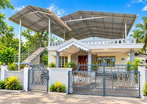Exterior view of Nandini Home Stay