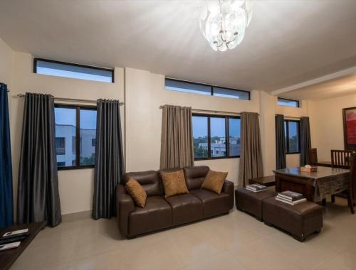 Uptown CDO Room with Parking WIFI near Macahambus Hill Cave