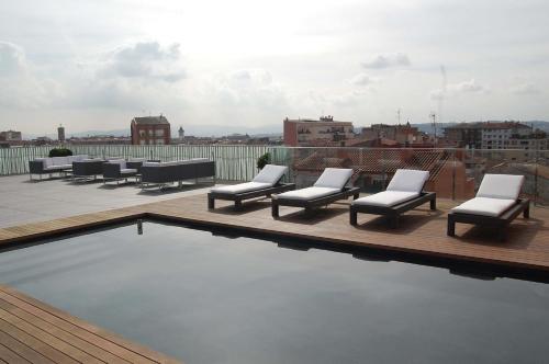 Budget Urpí Center - image 12