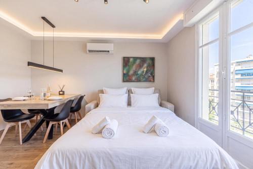 3 MAUB - Renovated 1 bedroom behind Martinez 50m Croisette