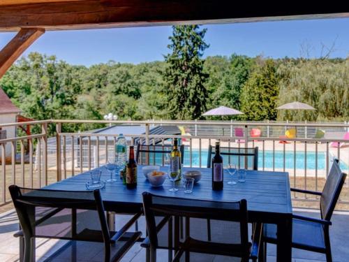 Gîte en pleine nature pour 4 pers., grande terrasse et jardin - Location saisonnière - Gourdon