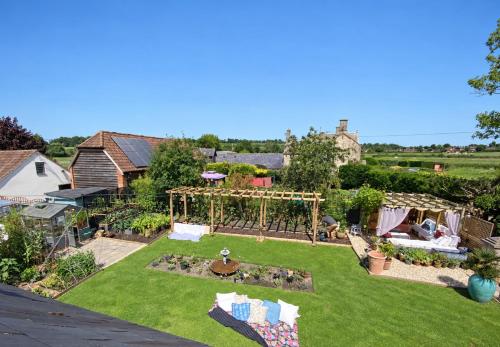 Eclectic Barn - Pergola & Dog-friendly Garden - Cotswolds