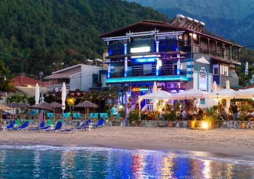 숙소 외관, Blue Sea Beach Hotel in 타소스