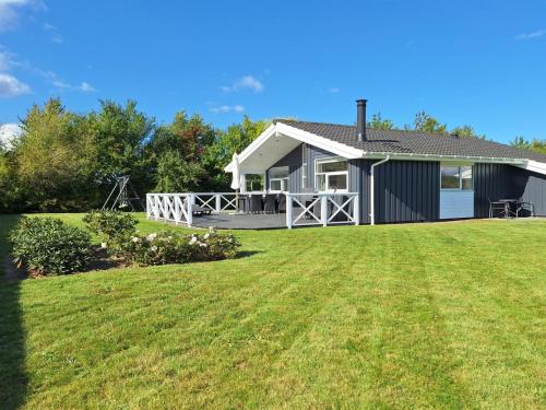  Holiday Home Gustava - 700m from the sea by Interhome in Neder Lysabild