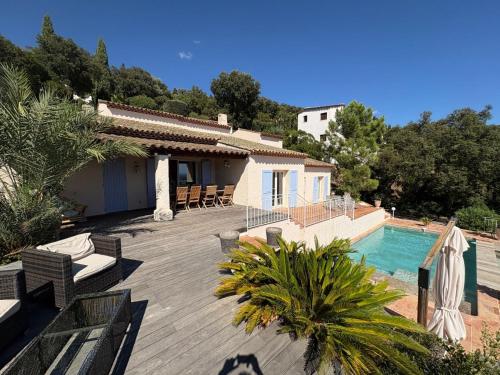 Villa Manureva by Interhome