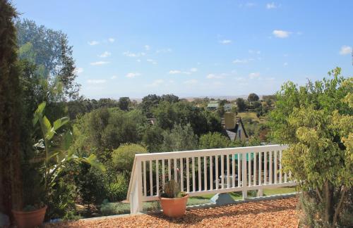 Vaade, Pascal's of Napier in Napier