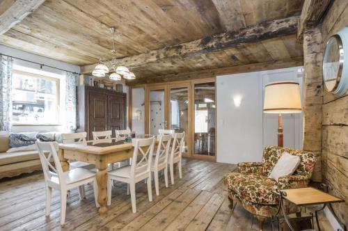 CierreHoliday Jergina Loft