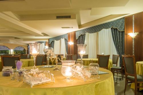 Hotel Lido - Beach and Palace - image 5