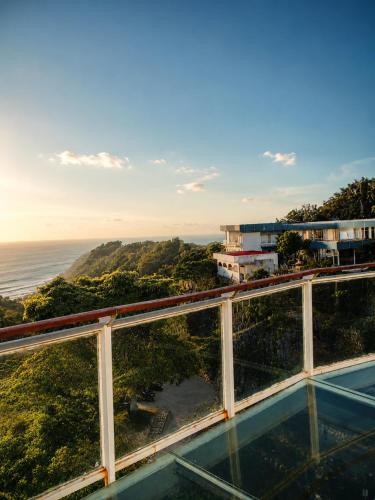 Stone Valley Resort & Beach in Bedoyo
