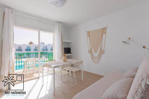 Melodia Pool View & WiFi by iRent Fuerteventura