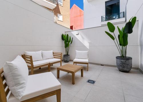 Exclusive W patio -2Bdrs 1Bath-San Isidro