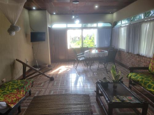 Sea Breeze Village Lodge in ウィネバ
