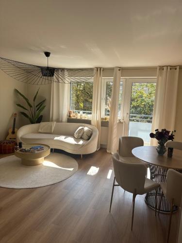 Beautiful apartment in heart of Munich, 20 min from Messe