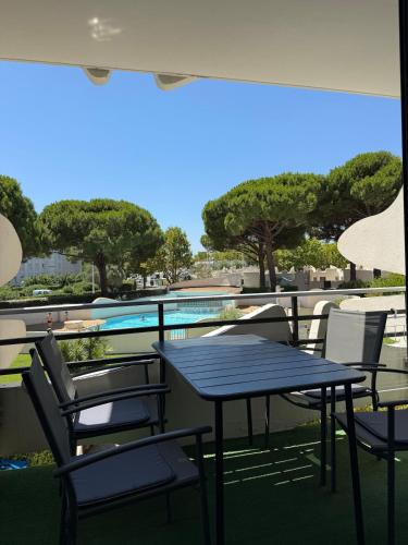 Cabin studio, Terrace, Private Parking and Swimming Pool