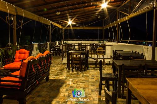 Hotel & Restaurant Fleur de Lis in Ataco