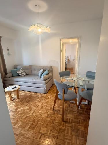SELIZ SUITES LUMINOSO, CON COCHERA para Auto Mediano o Pequeño como adicional