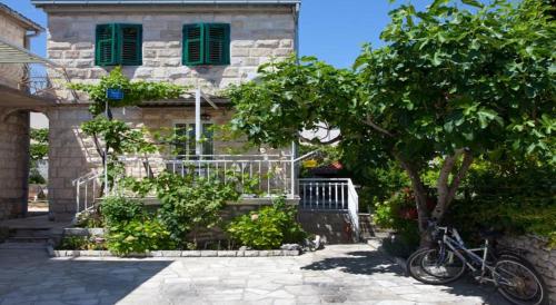  Casa Varoš in Supetar