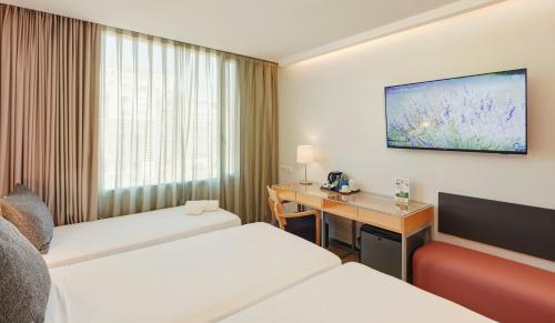 Chambre avec 2 lits, 3 lits