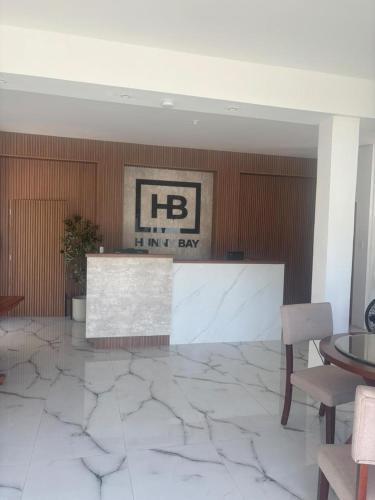 Luxe Suite at Hunny Bay Beach Front Resort in พริออรี
