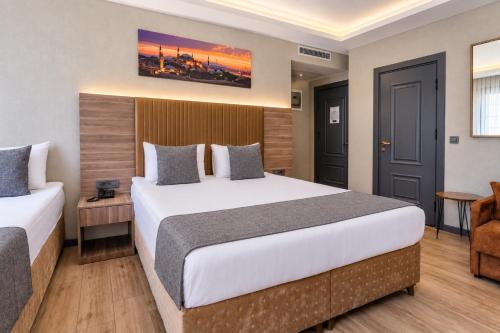 Quad room