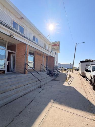 Esquire hotel
