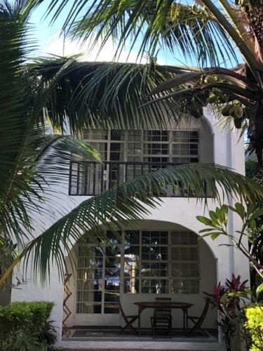 Cest ici Studios in ปวงต์ โอ ปิมองต์