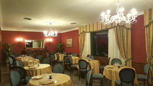 Hotel Royal - image 6