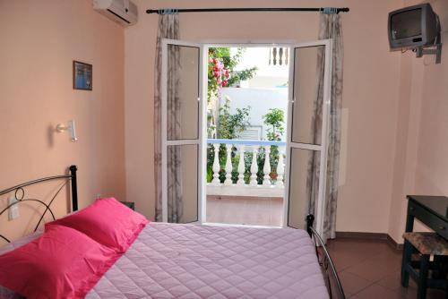 1 double bed