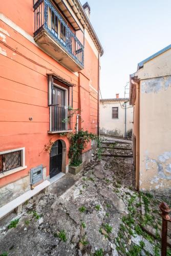 Sissepääs, Casa Bisaccese in Bisaccia