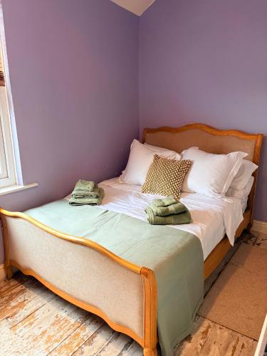 Charming nicely renovated terrace, Liverpool (photo 2)