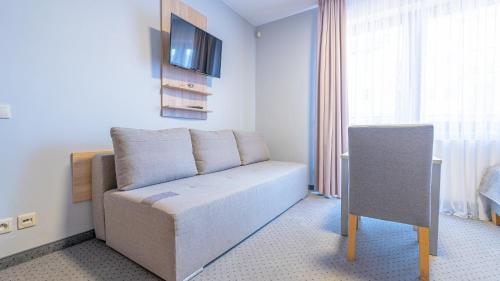 1 double bed, 1 sofa bed