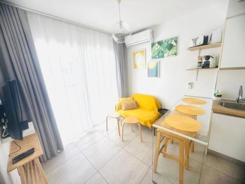 Bristol Sunset Beach PRIVATE apartment 4