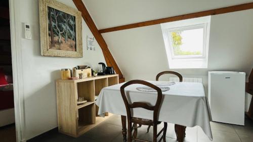 Facilities, Chambre d'hotes Jolie futaie en foret de Troncais in Cerilly