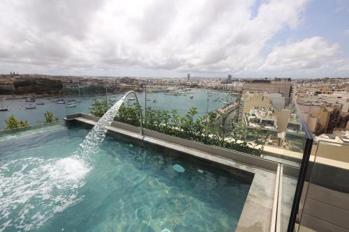 Sliema Centric Hotel in Сліма