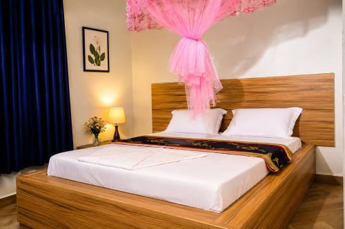 Mocas Lounge in Wakiso