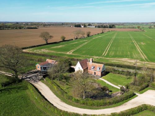 Exterior view, HIgh Ash Farm in Badingham