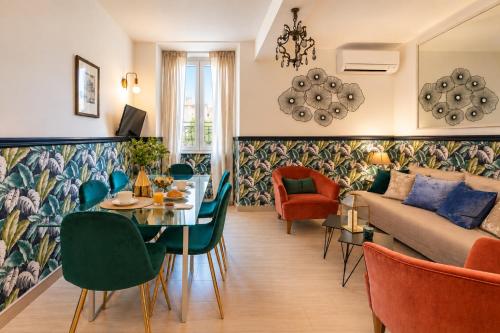 Trevi Fountain Stylish Penthouse IREX Apartment 5