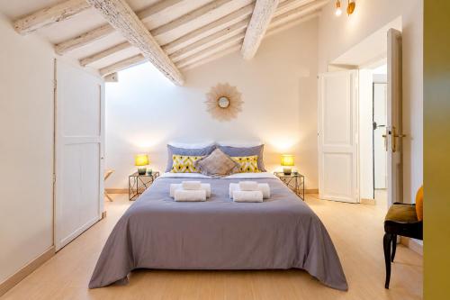 Trevi Fountain Stylish Penthouse IREX Apartment 3