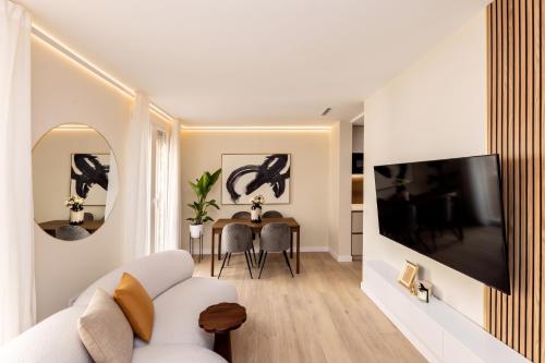 Casa de Sol: Luminous 2B/2BA 15' to Bernabéu