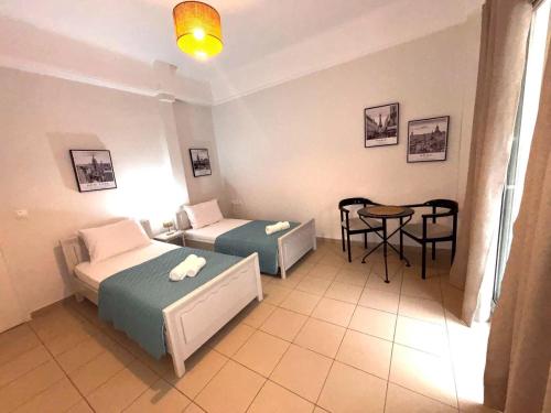 2 single beds in Livadia (Voiotia)