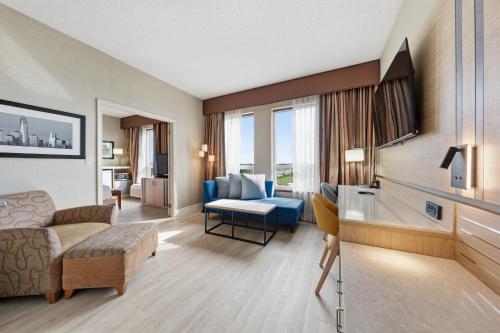 EXECUTIVE SUITES NEWARK- CARTERET in Carteret (New Jersey)